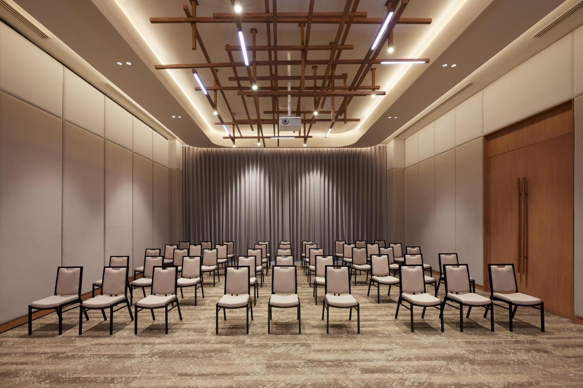 Centara Ubon Hotell Ubon Ratchathani Exteriör bild
